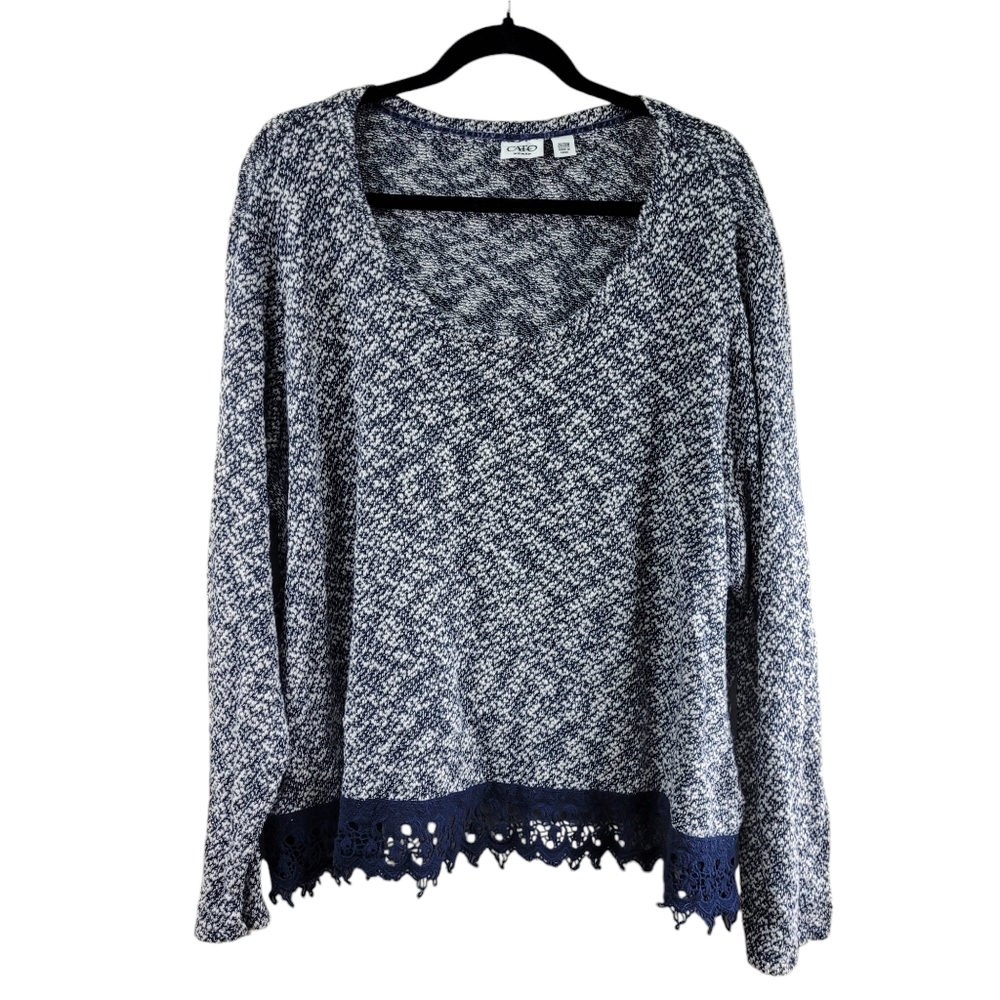 Cato Pullover Top Size 26/28W Women Plus Size Lace at Bottom Hem EUC Long Sleeve